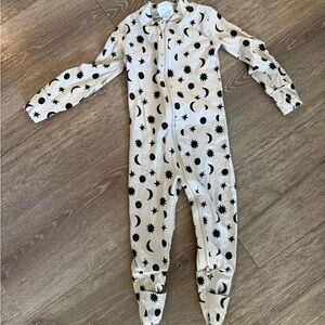 Hanna Andersson 2-way zip sleeper in HannaSoft